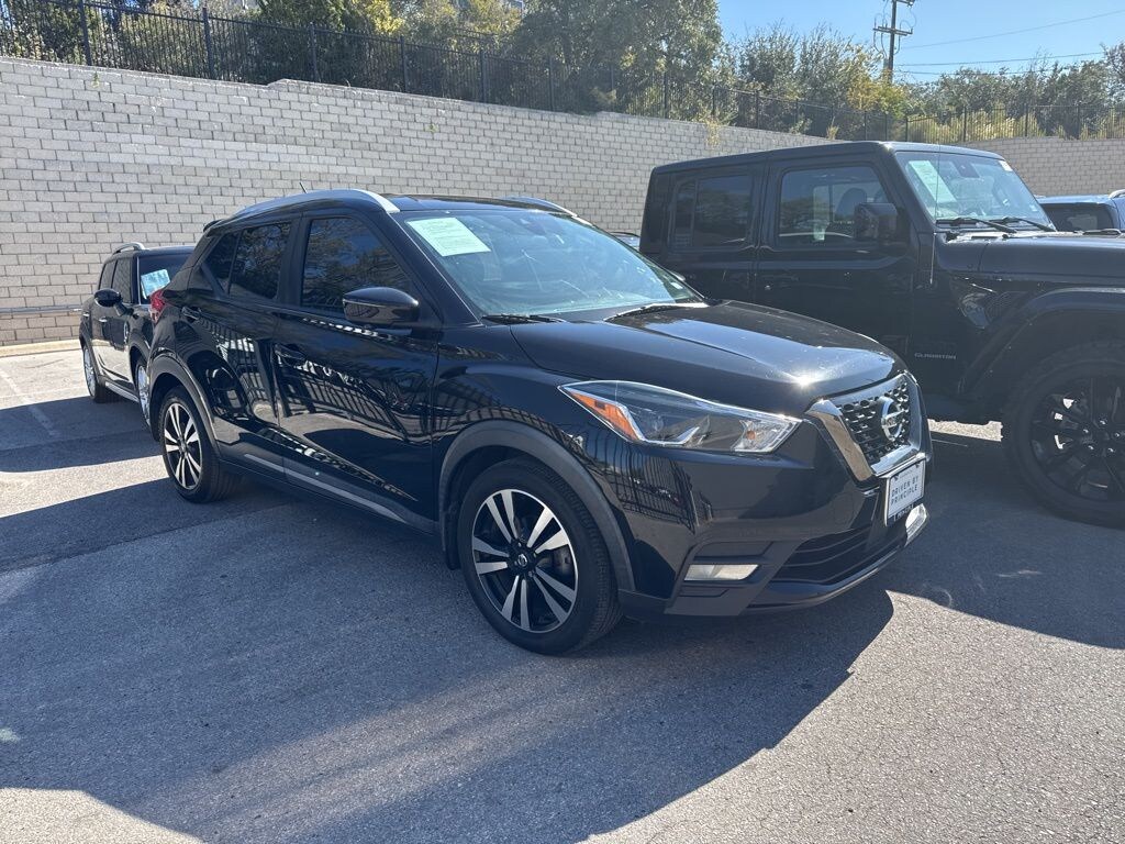 Used 2020 Nissan Kicks SR SUV