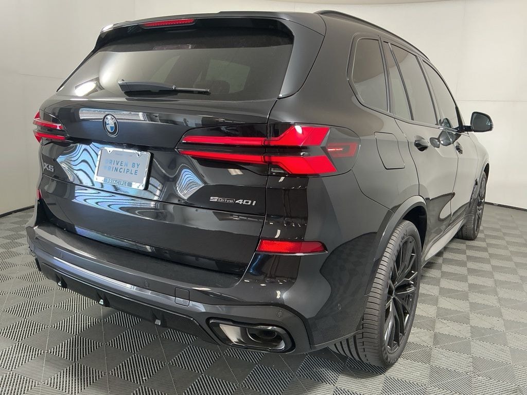 New 2026 BMW X5 sDrive40i SUV