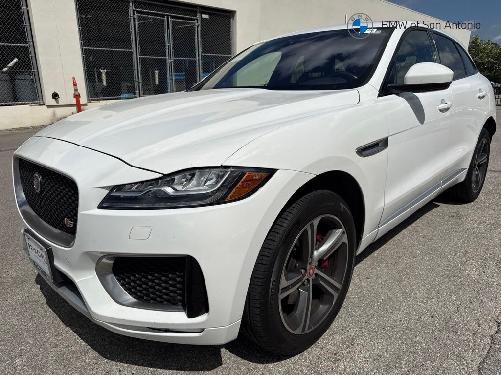 2020 Jaguar F-PACE S AWD's photo