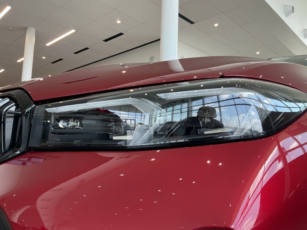 New 2026 BMW 330i Sedan