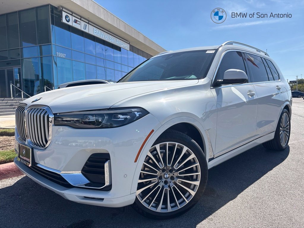 2022 BMW X7