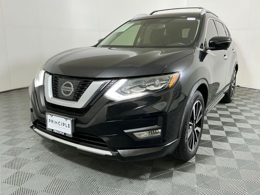 Used 2017 Nissan Rogue SL SUV