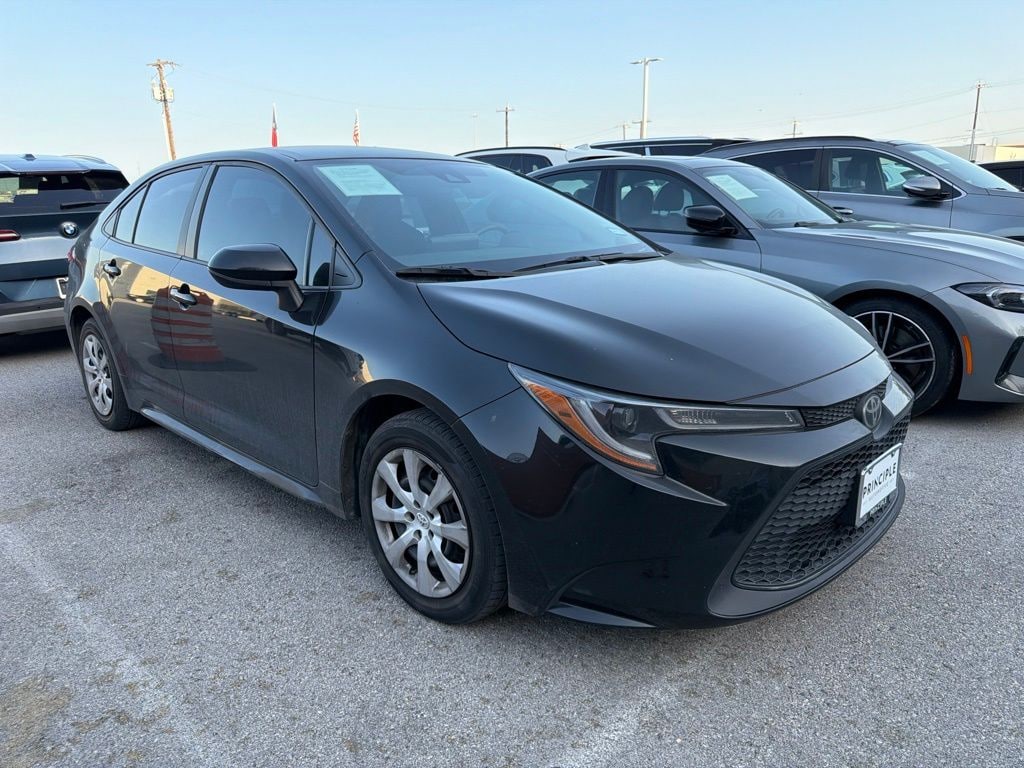 Used 2022 Toyota Corolla LE Sedan