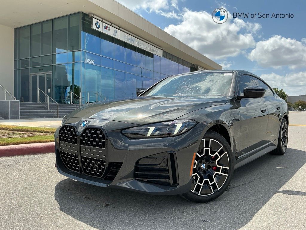 New 2026 BMW 430i