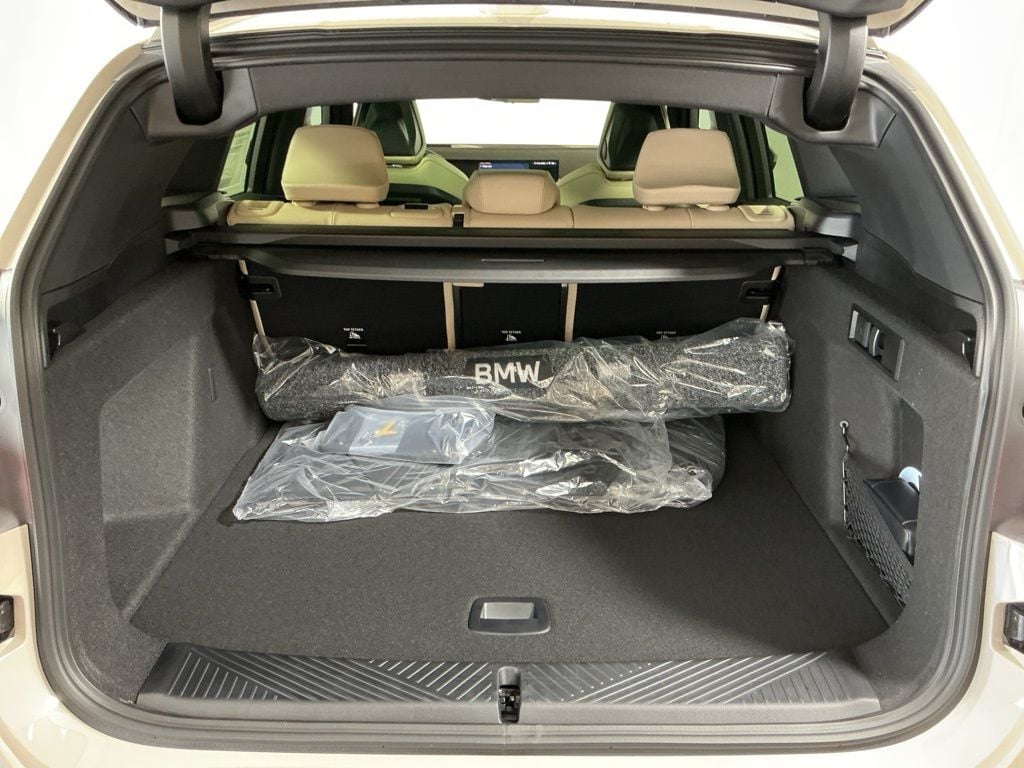 2026 BMW X3 30 - Photo 31