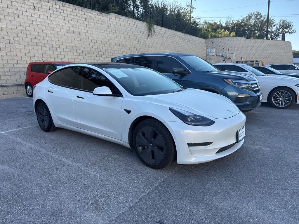 2022 Tesla Model 3 Long Range photo 2