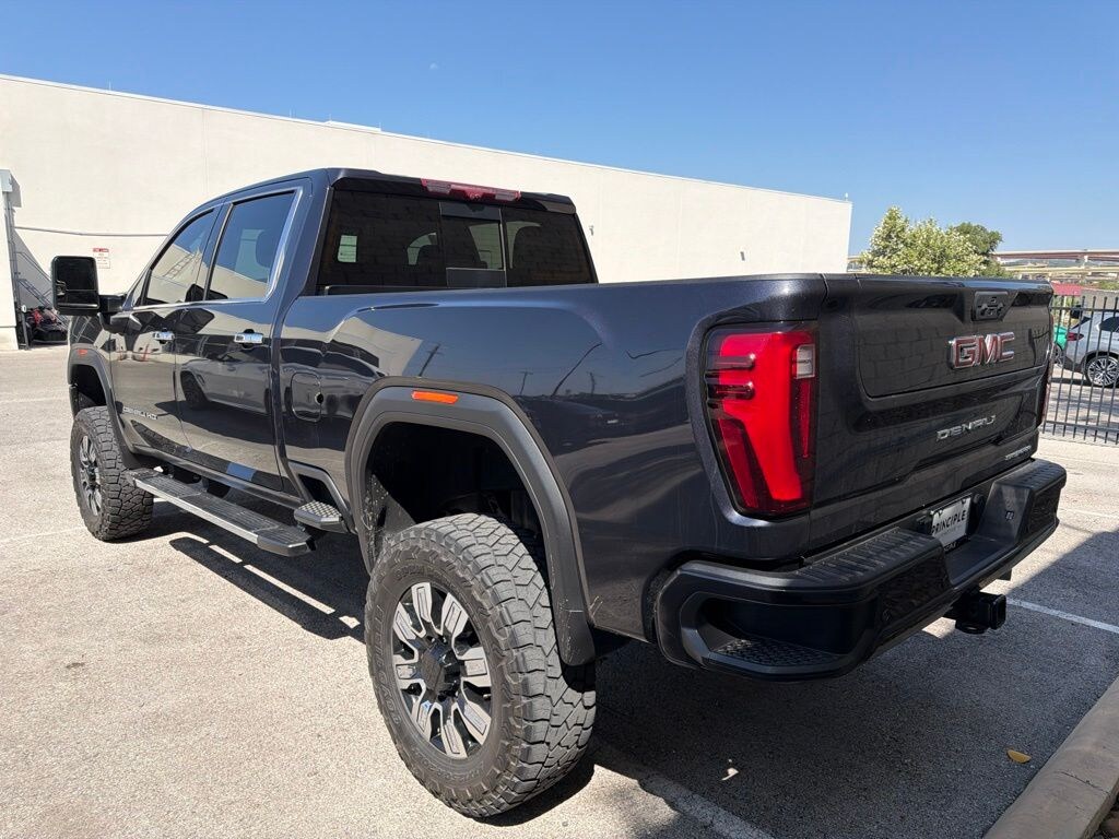 Used 2024 GMC Sierra 2500 HD Denali Truck