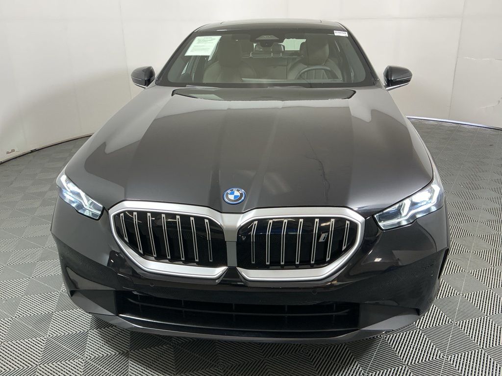 2025 Bmw i5 eDrive40 photo 2