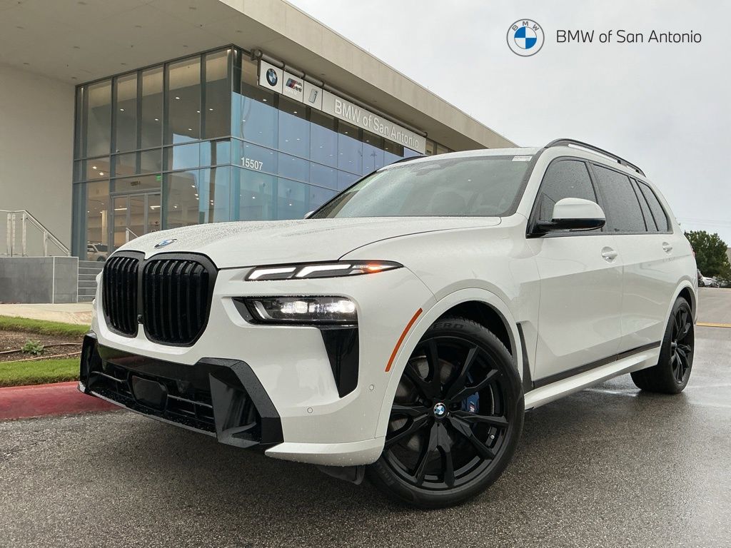 2025 BMW X7 xDrive40i's photo