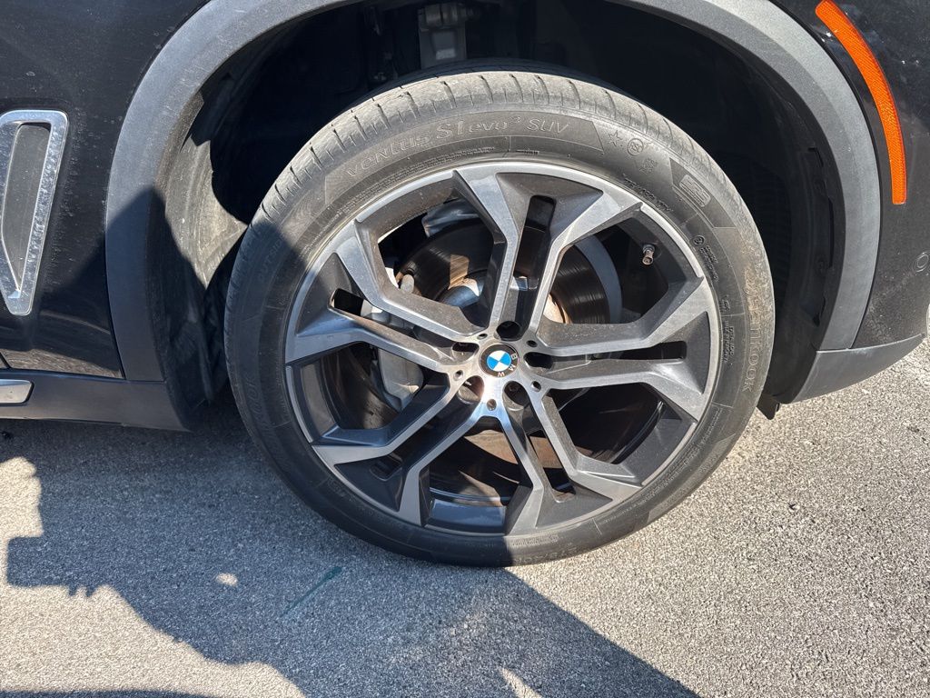 2023 Bmw X5 xDrive40i photo 3