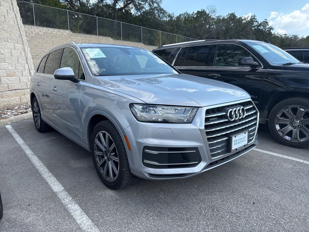 2018 Audi Q7 2.0T Premium Plus photo 2