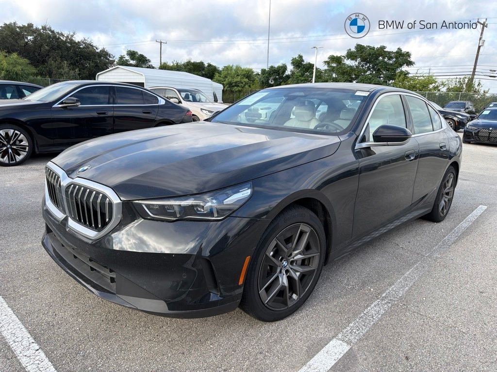 Used 2026 BMW 530i Sedan