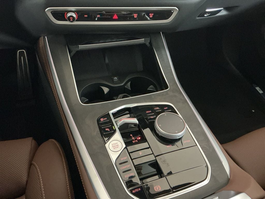 New 2026 BMW X5 sDrive40i SUV