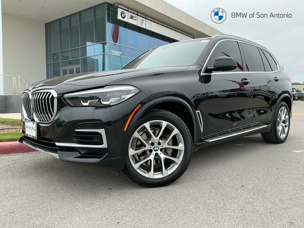 2023 BMW X5 sDrive40i's photo