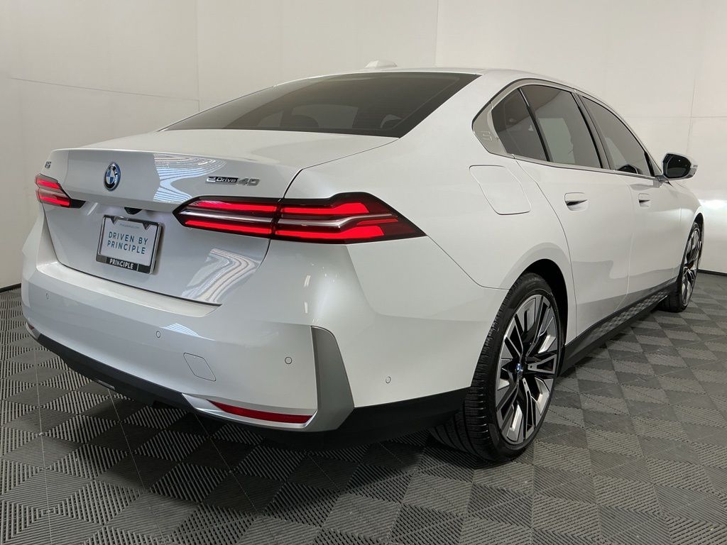 2024 Bmw i5 eDrive40 photo 4