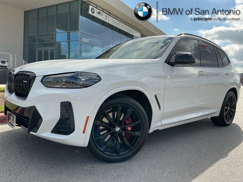2024 BMW X3 40i's photo