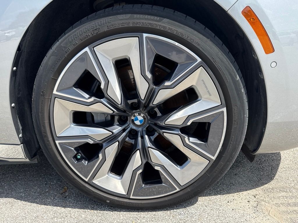 Used 2024 BMW i7 xDrive60 Sedan