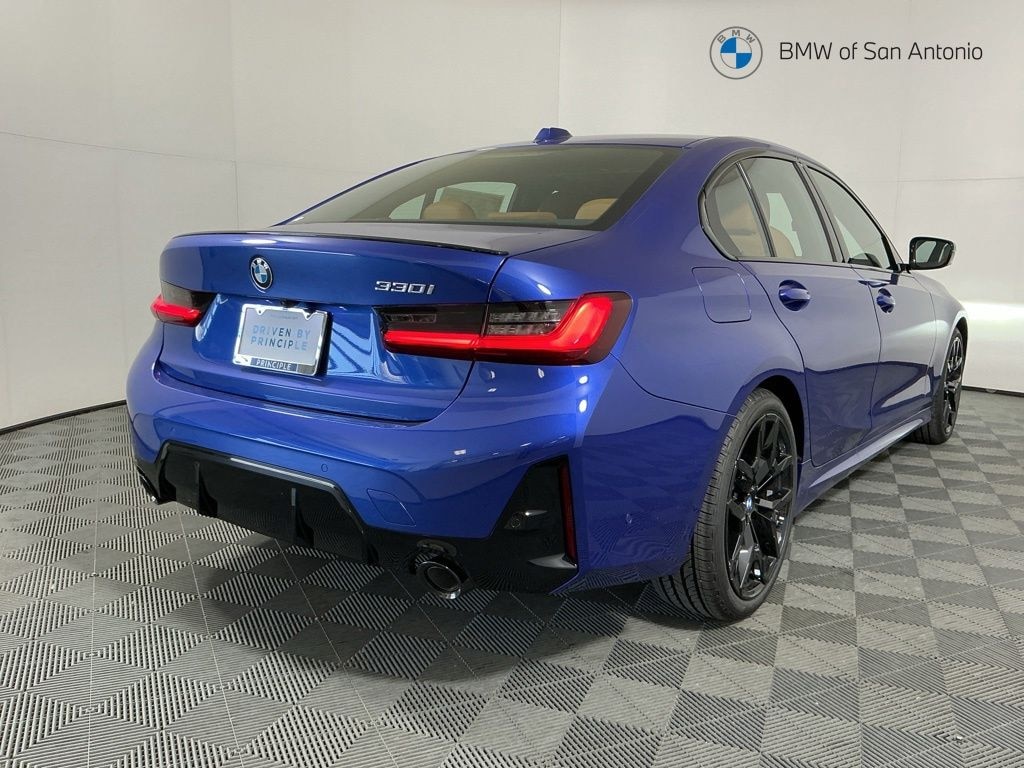 New 2026 BMW 330i Sedan