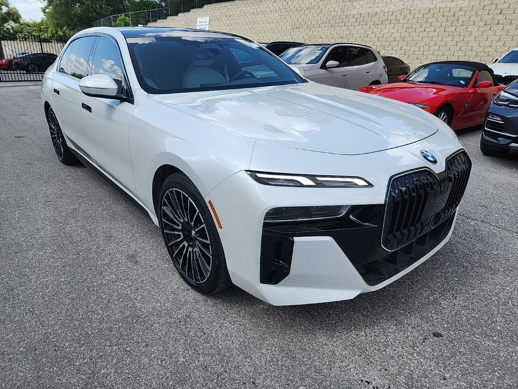 Certified 2025 BMW 760i xDrive Sedan