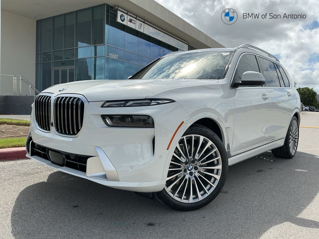 2026 BMW X7 xDrive40i's photo