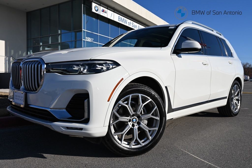 2020 BMW X7 40i