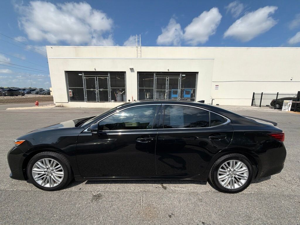 Used 2016 Lexus ES 350 Sedan