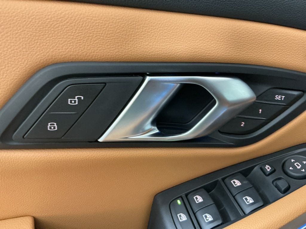 2026 BMW 3 Series 330i - Photo 26