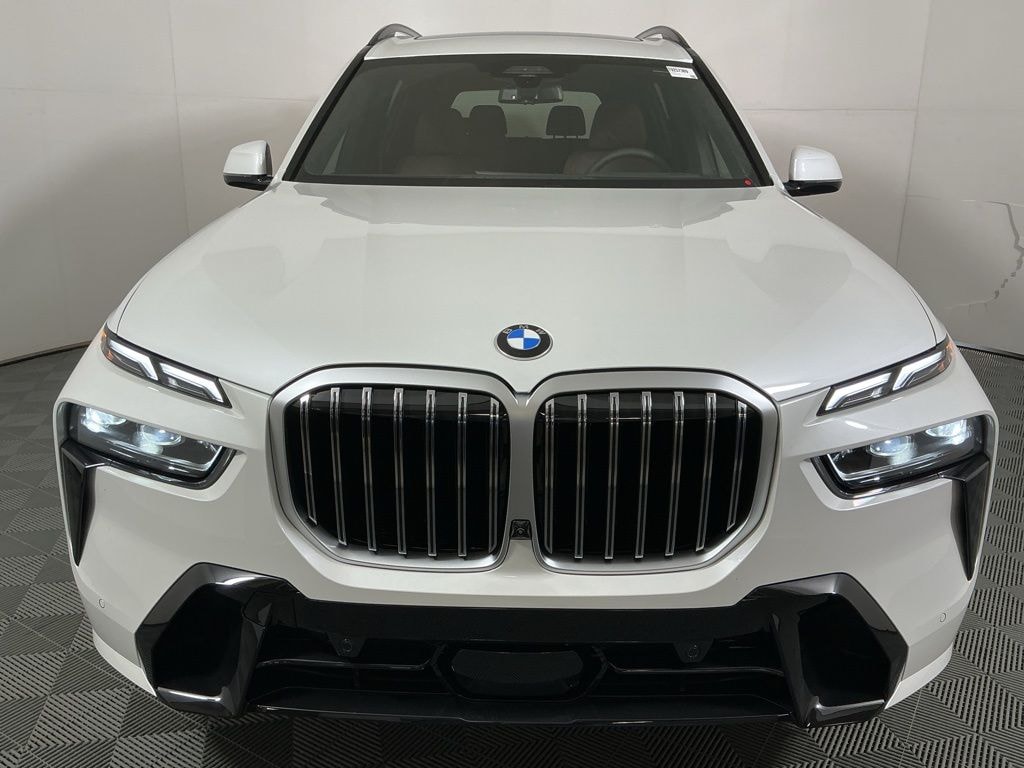 New 2026 BMW X7 xDrive40i SUV