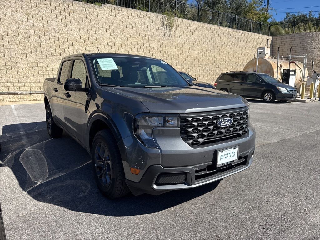 Used 2025 Ford Maverick XLT Truck