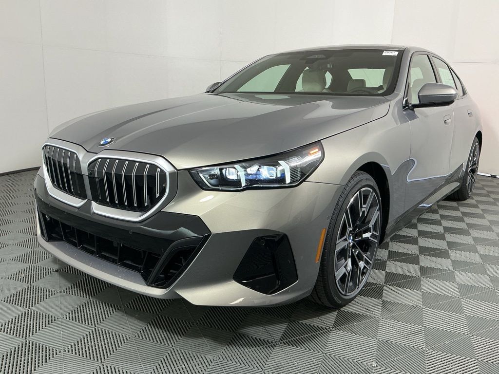 New 2026 BMW 530i Sedan