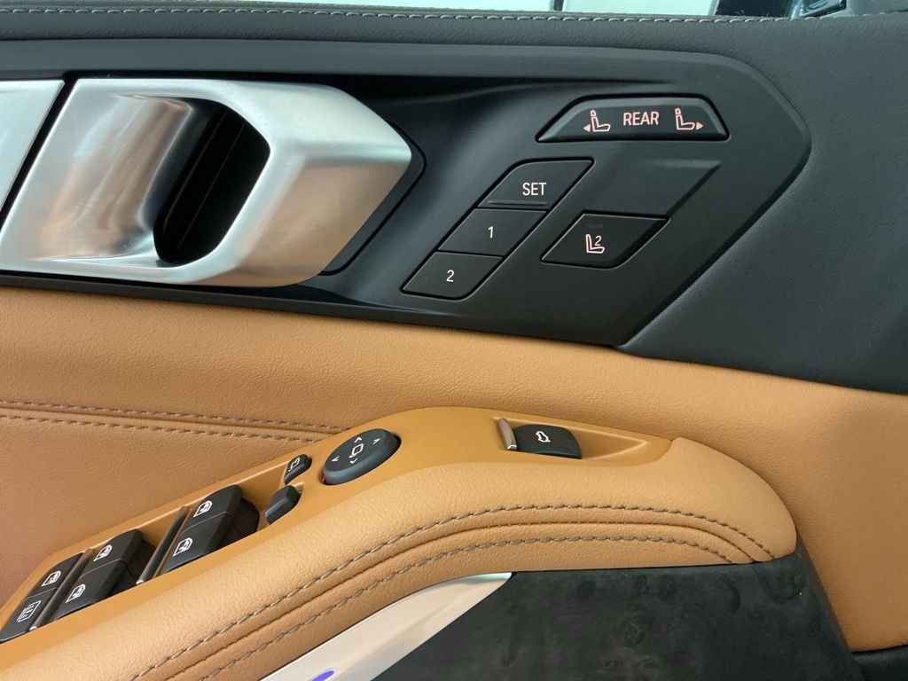 2026 BMW X7 40i - Photo 19