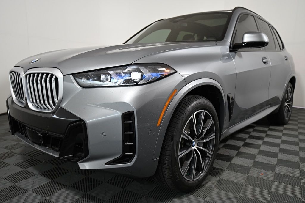 New 2026 BMW X5 sDrive40i SUV
