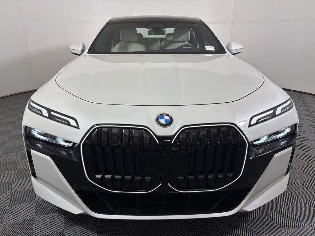 2025 Bmw 760i xDrive photo 3