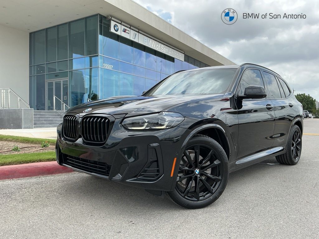 2023 BMW X3 sDrive30i's photo