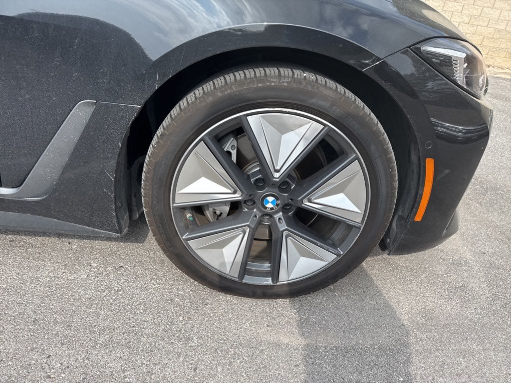2025 Bmw i4 eDrive40 photo 3