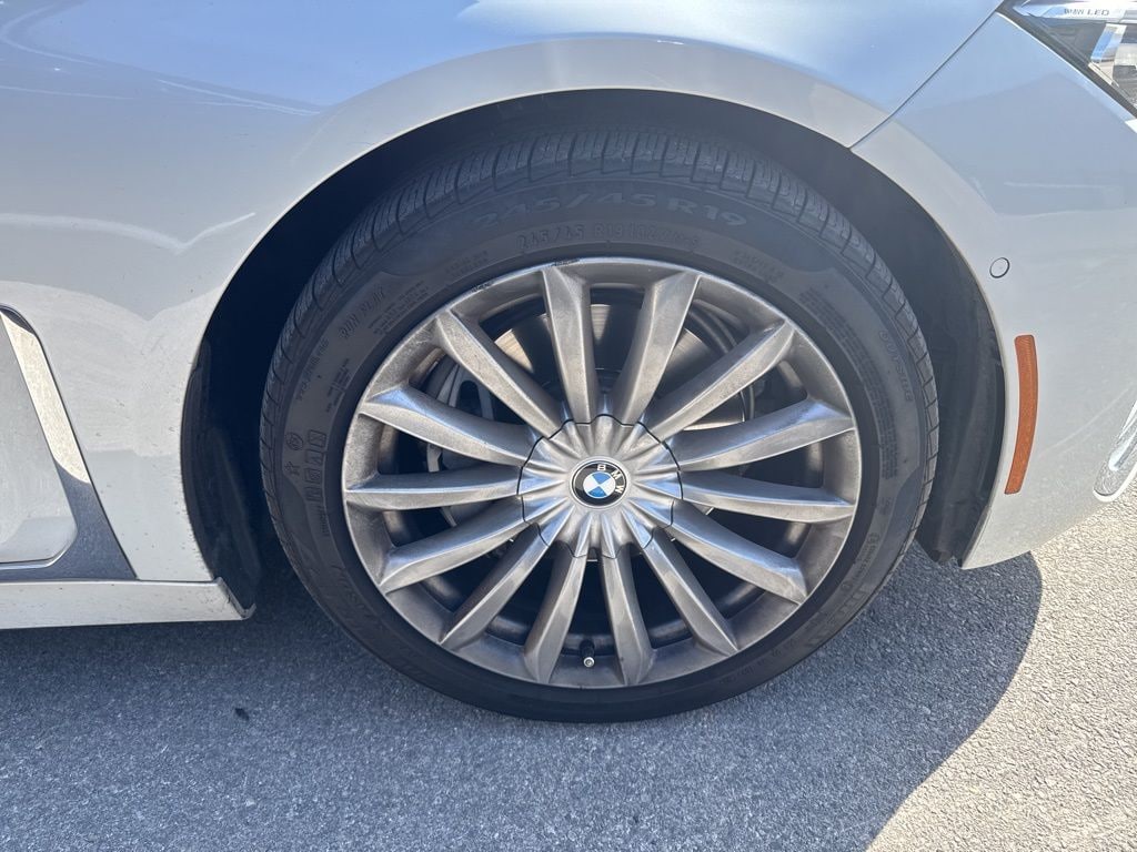 Certified 2022 BMW 740i Sedan