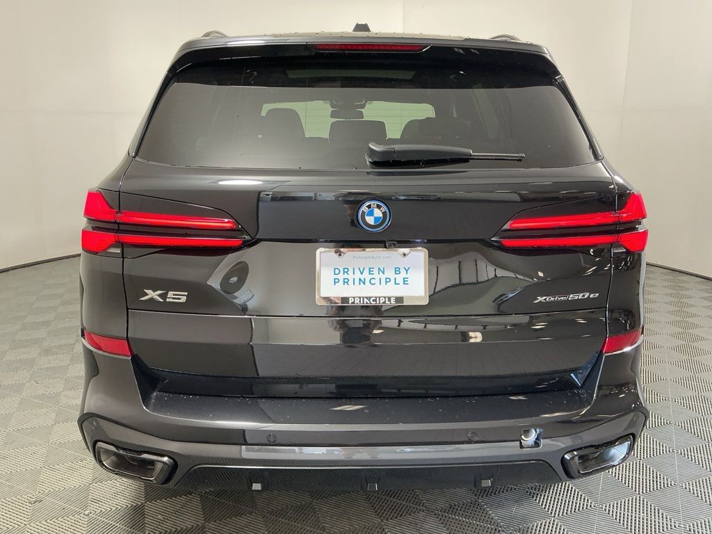 2026 BMW X5 50e - Photo 9
