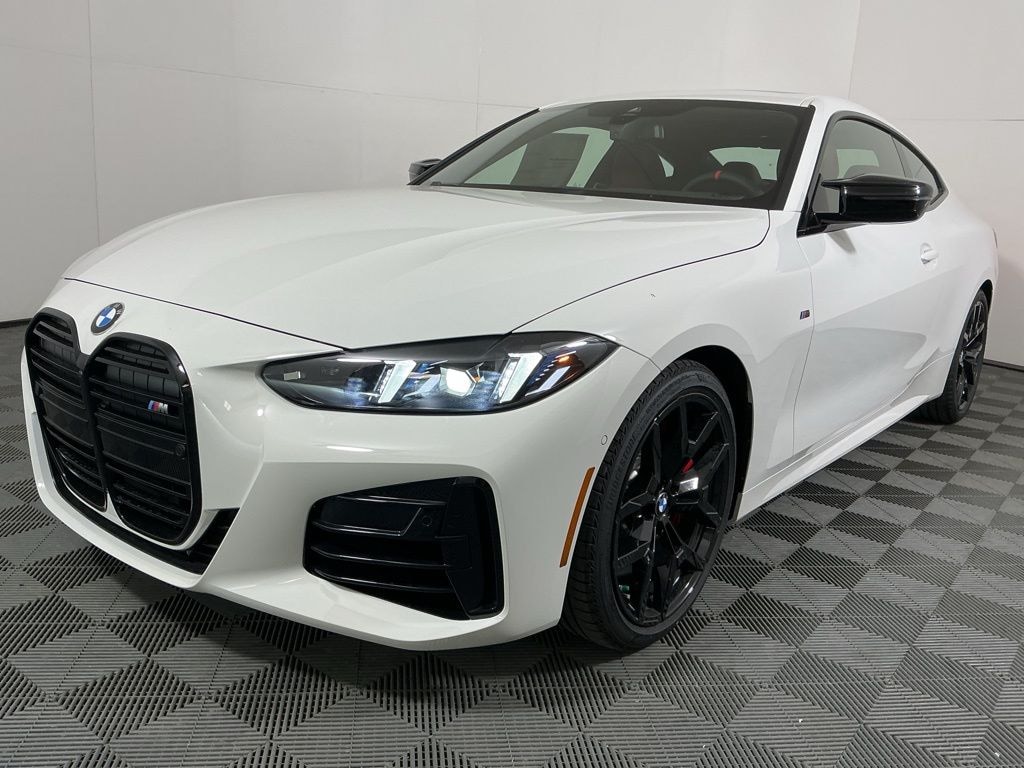 New 2026 BMW M440i Coupe