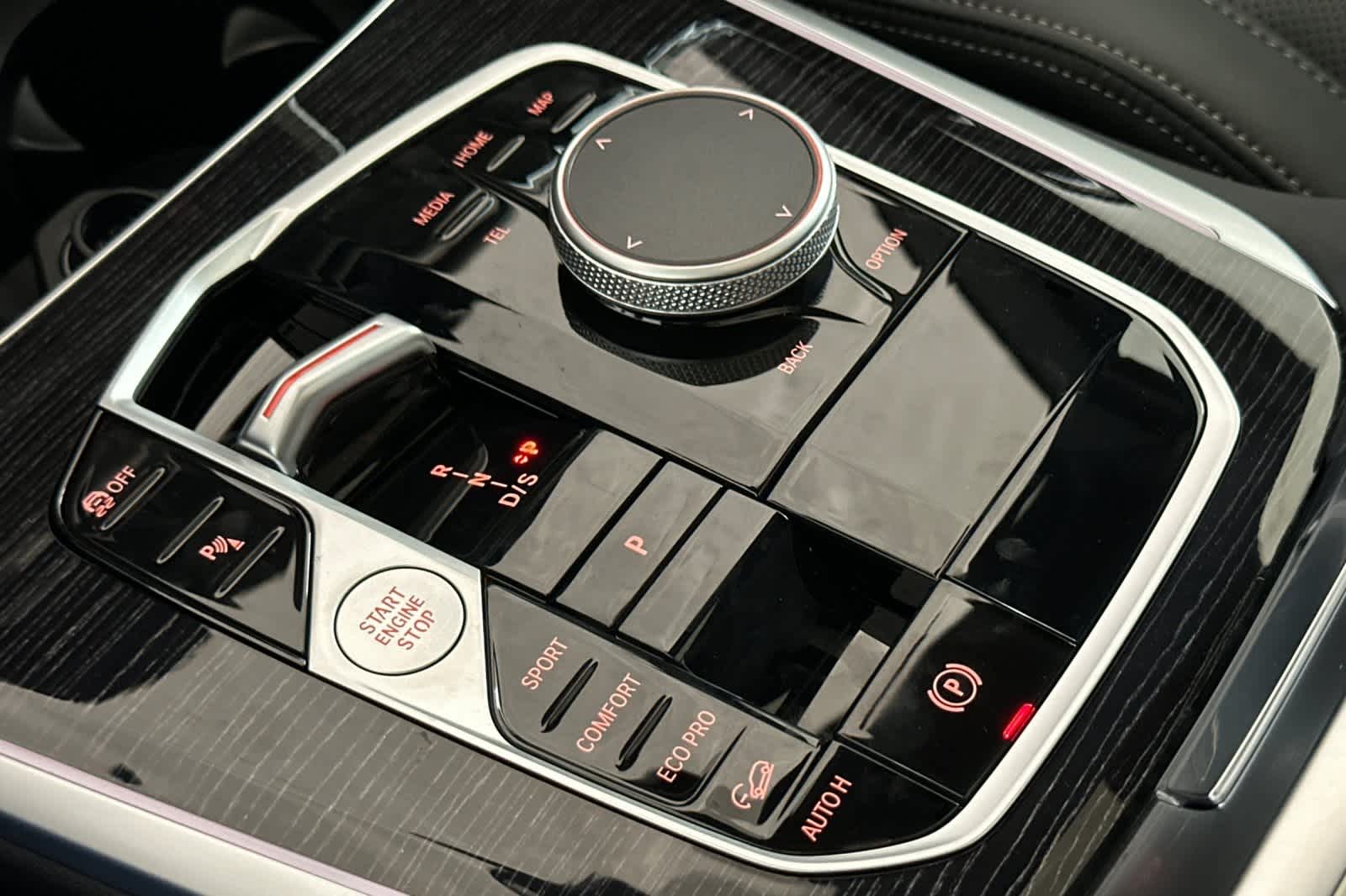 Thumbnail: 2026 BMW X5 - 22