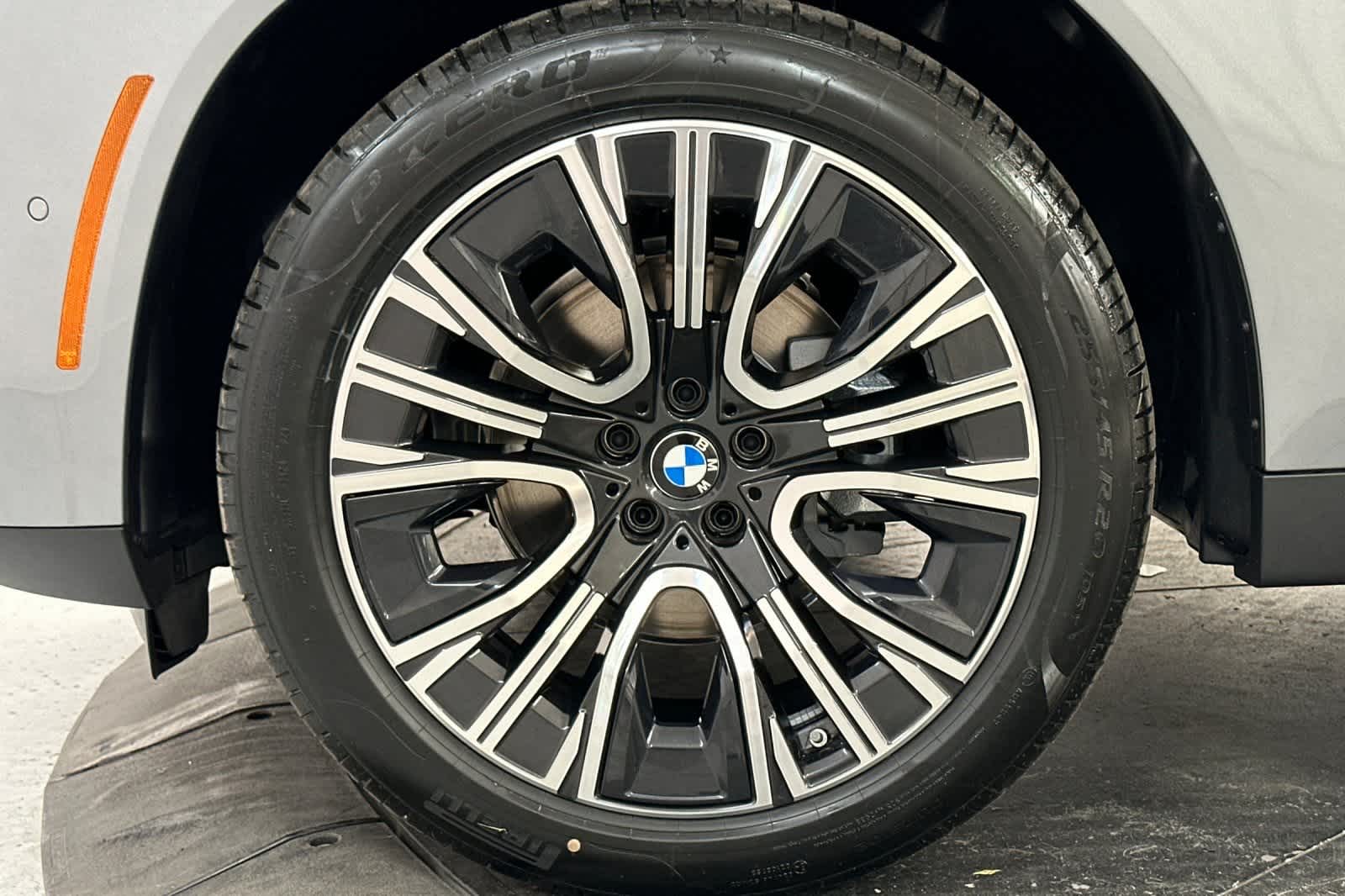 Thumbnail: 2025 BMW X3 - 25