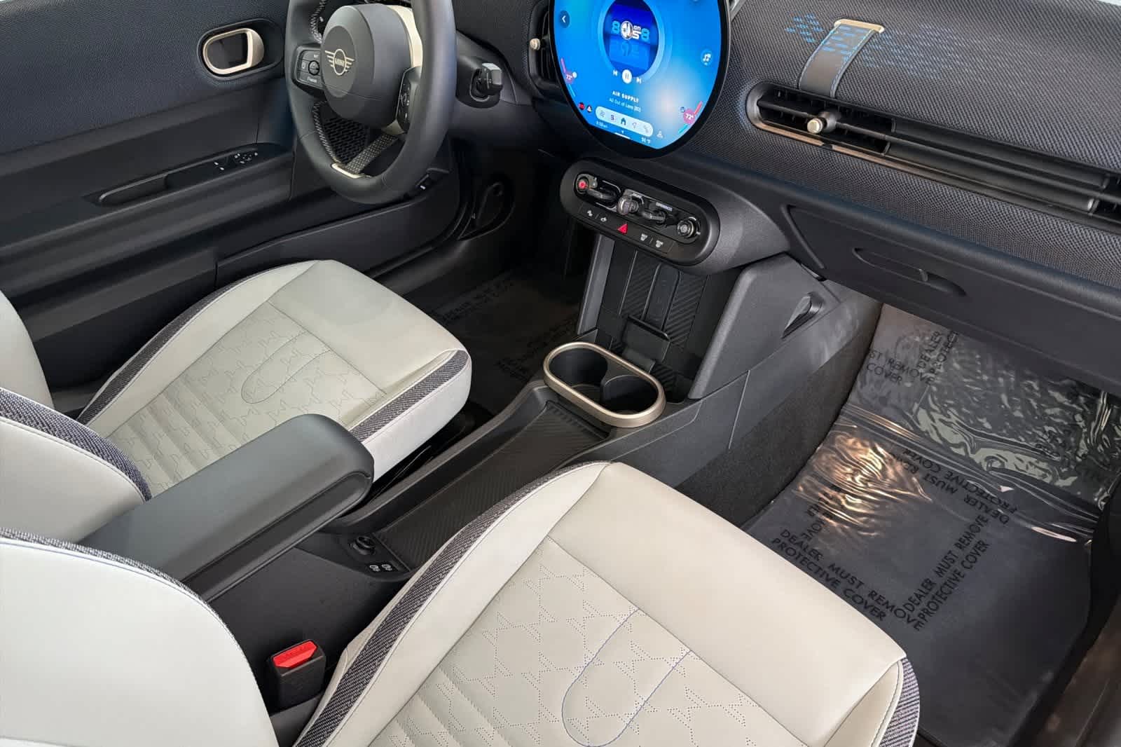 Thumbnail: 2025 MINI Cooper Hardtop - 16