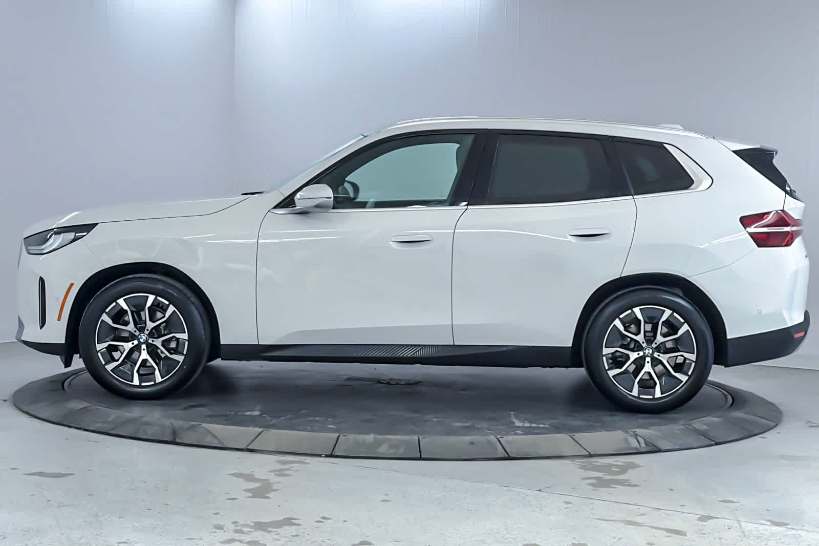 Thumbnail: 2026 BMW X3 - 4