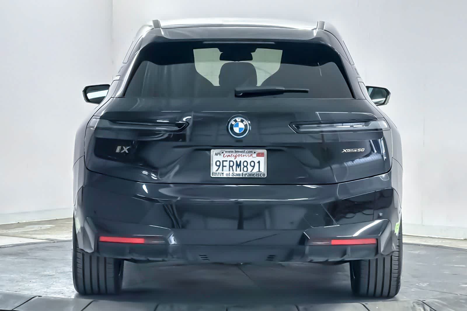 Thumbnail: 2023 BMW iX - 7