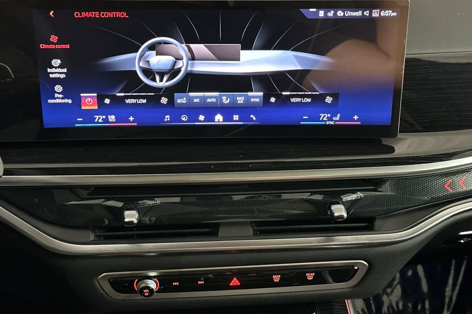 Thumbnail: 2026 BMW X5 - 21