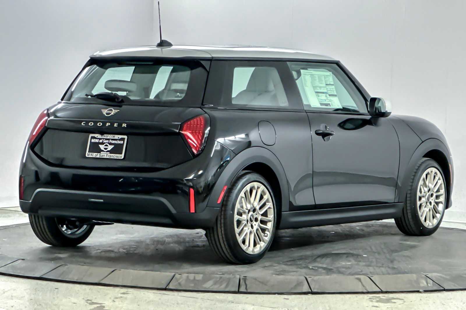 Thumbnail: 2025 MINI Cooper Hardtop - 2