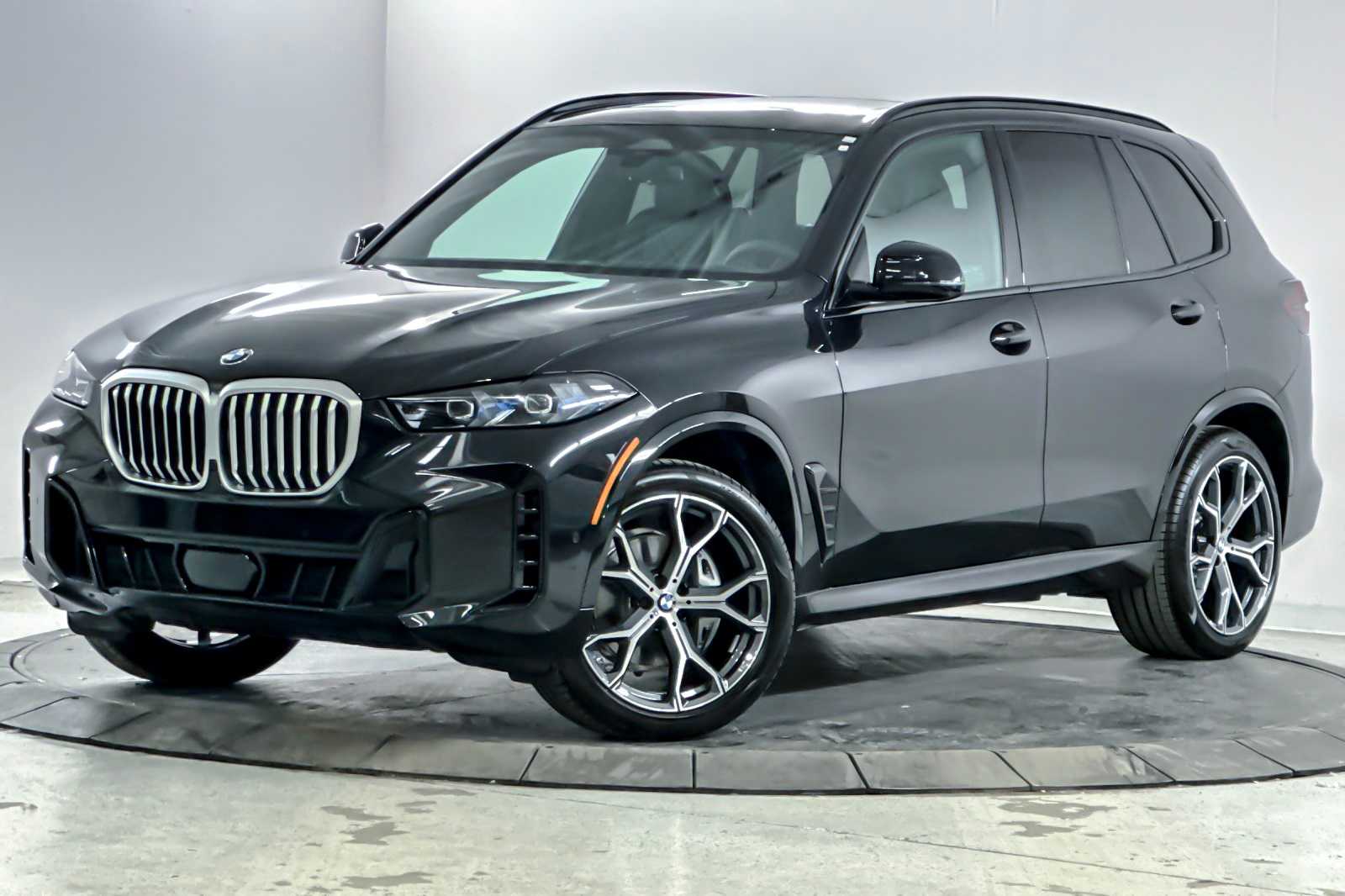 Thumbnail: 2026 BMW X5 - 1
