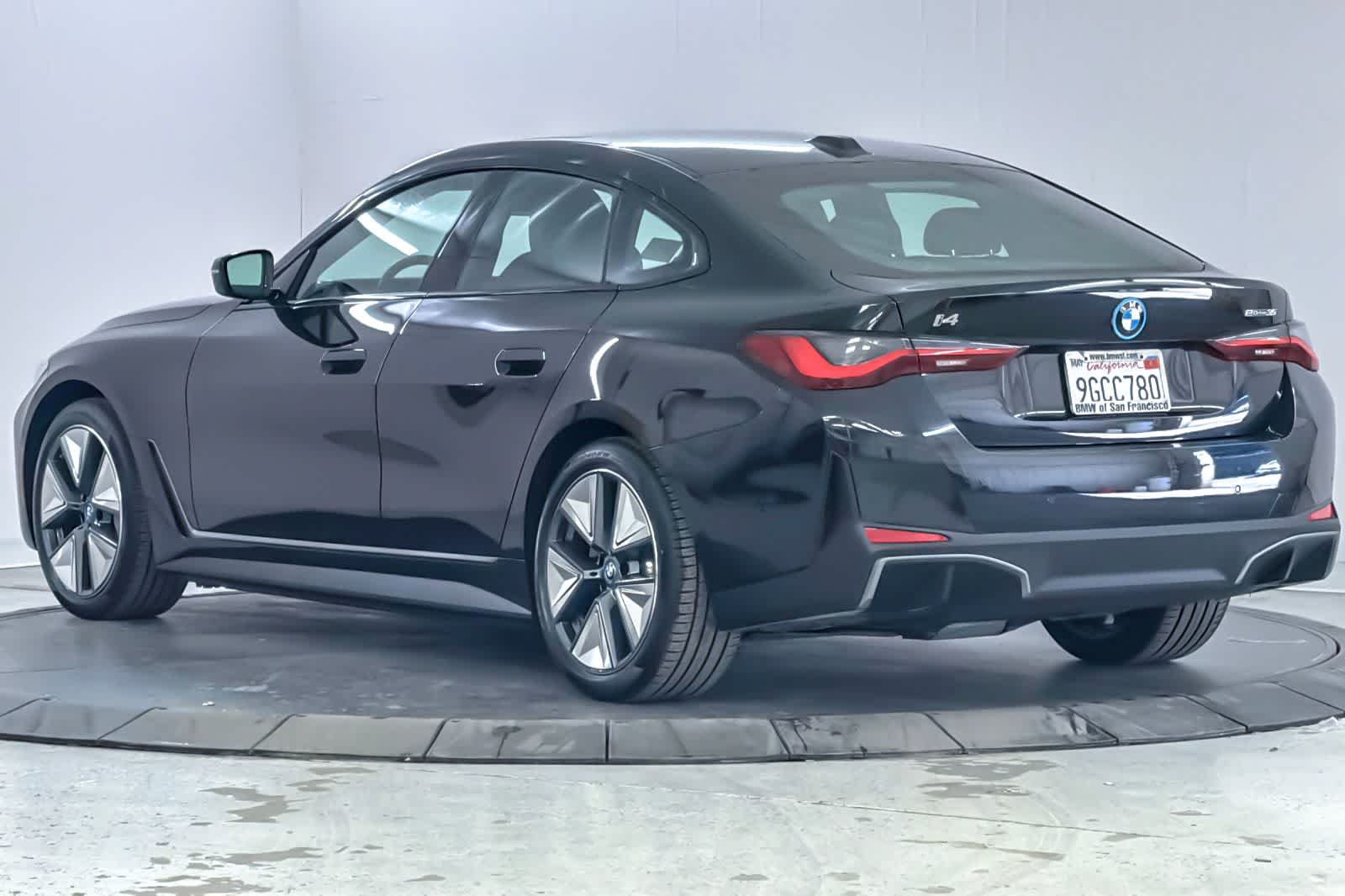 Thumbnail: 2023 BMW i4 - 6