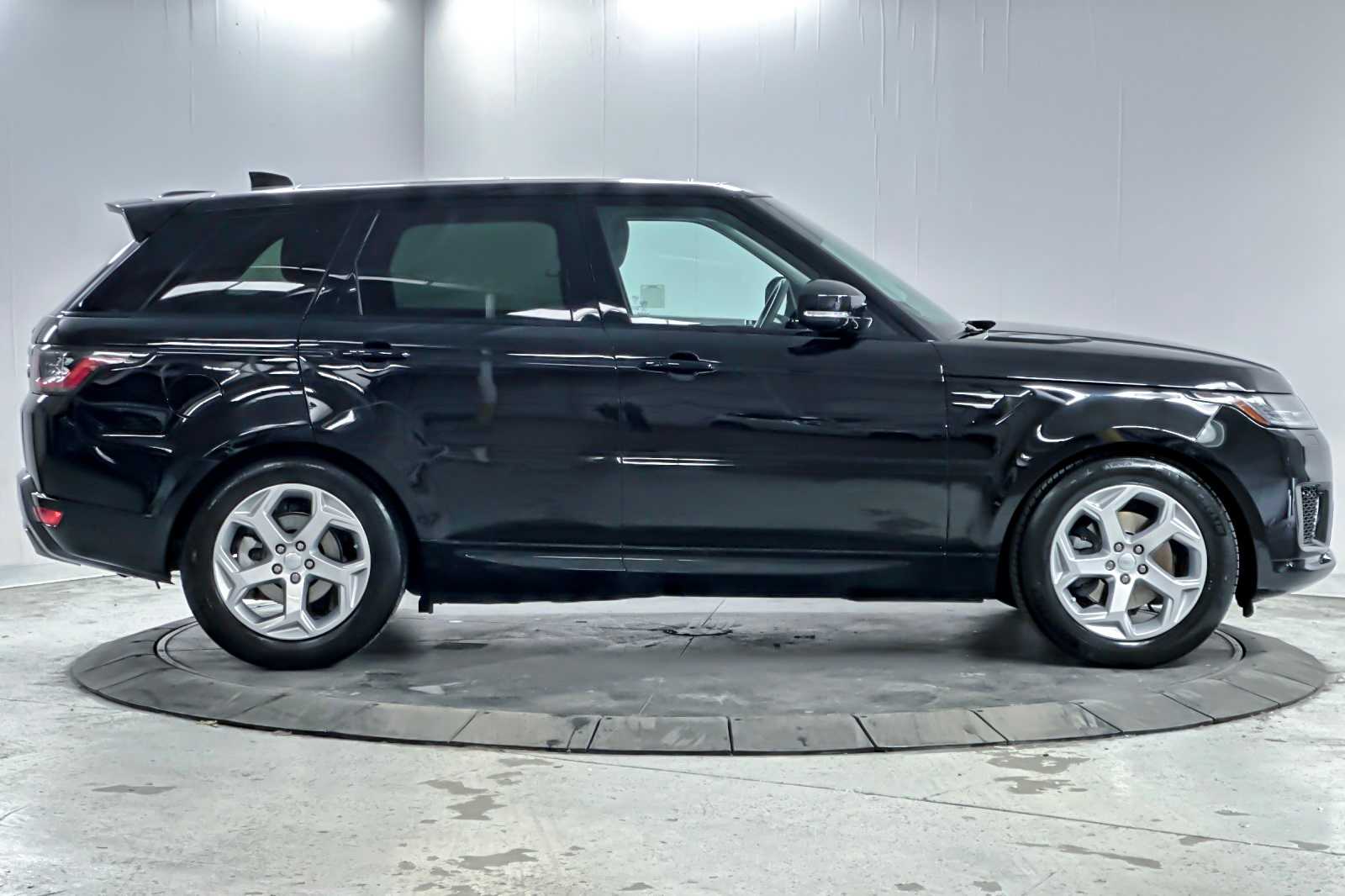 Thumbnail: 2019 Land Rover Range Rover Sport - 8