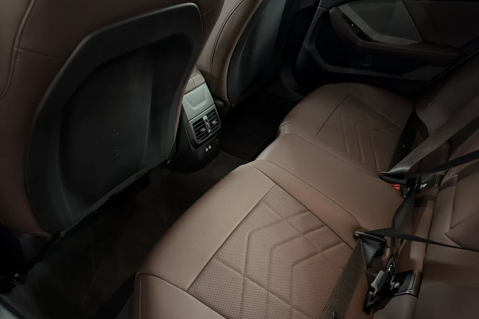 Thumbnail: 2025 BMW 2 Series - 4