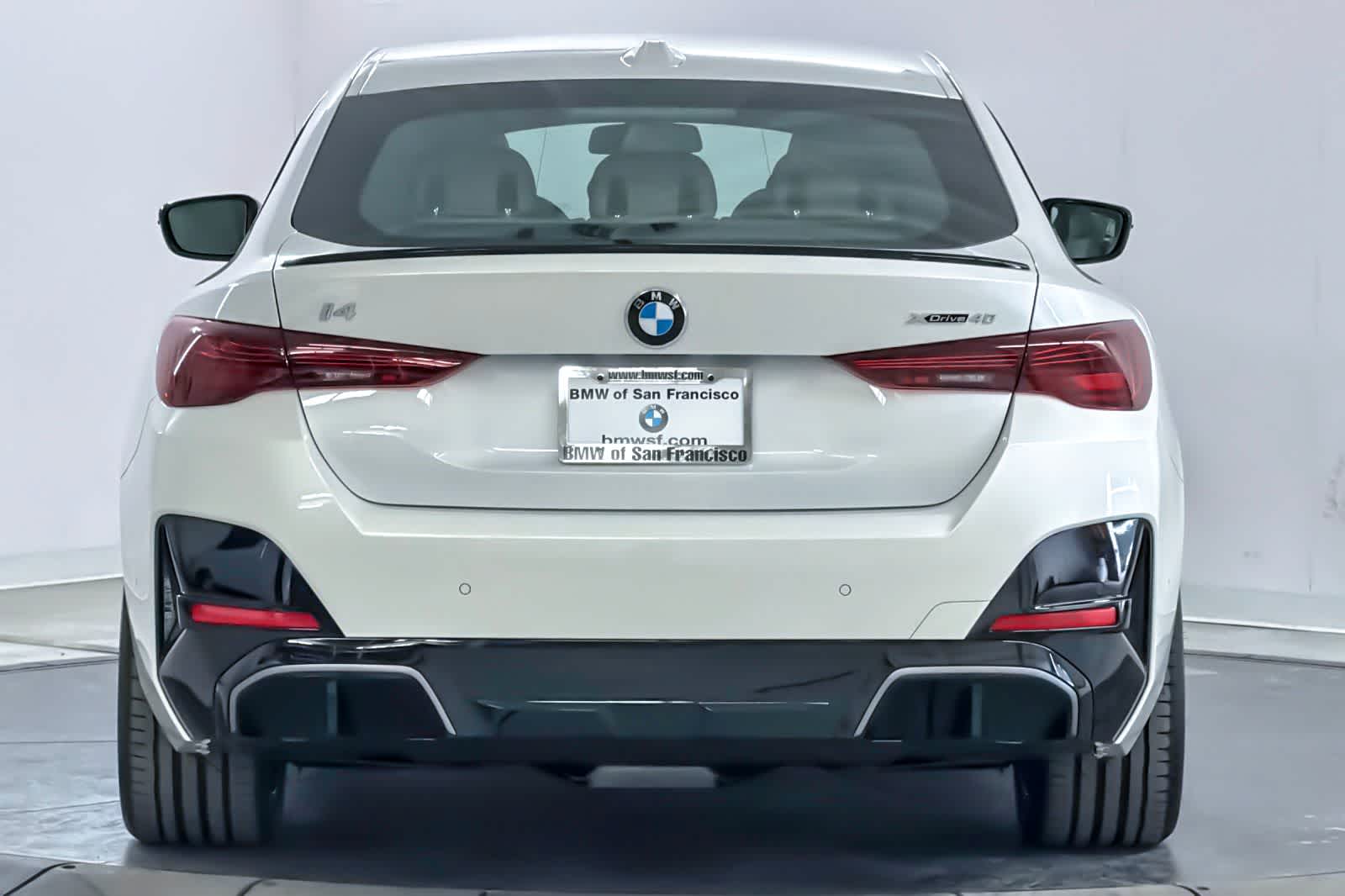 Thumbnail: 2026 BMW i4 - 7